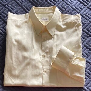 Brioni Cream and Yellow Dress Shirt Classic Elegance